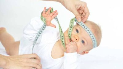 رشد کودک در شش ماهه اول زندگی
