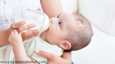 علائم حساسیت به شیر در نوزادان و عواملی که ریسک ابتلا را بیشتر می کنند