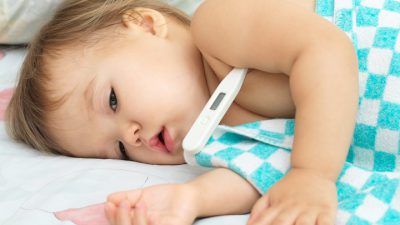 علل تب در نوزادان چیست؟