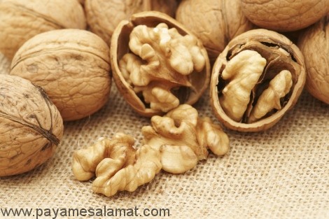 ۱۰ ماده غذایی خارق العاده برای کاهش خطر ابتلا به بیماری آلزایمر