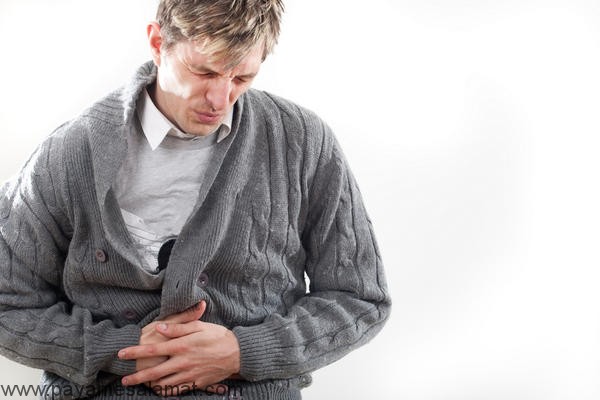 چه چیزی باعث نفخ و درد زیر شکم می شود؟