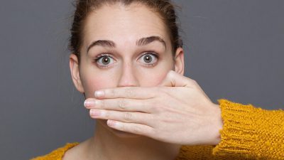 هالیتوزیس (بوی بد دهان) ؛ علل، نشانه ها و روش ها پزشکی و خانگی درمان آن
