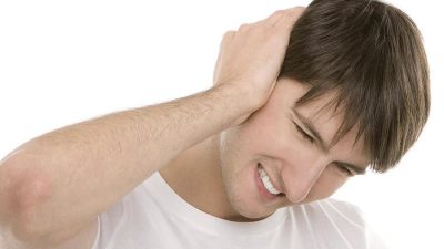 گوش درد ؛ انواع، نشانه ها، علل، عوامل خطر، روش های درمان و پیشگیری