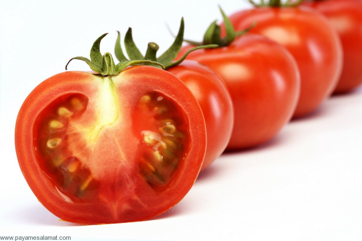 خواص گوجه فرنگی برای پوست
