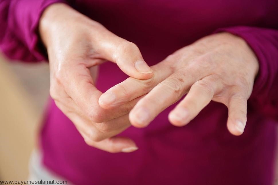 درمان تورم انگشتان دست به کمک روش های سنتی و طبیعی