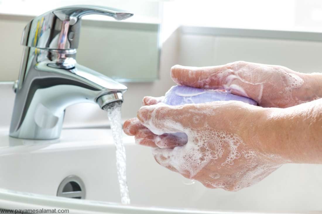 مضرات مصرف صابون ضد باکتری برای بدن چیست و چرا نباید از این صابون ها استفاده کنیم؟