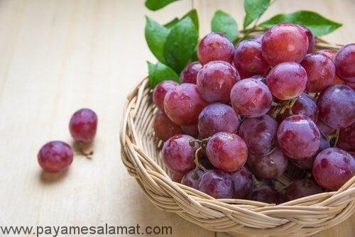 مزایای مصرف انگور قرمز بدون هسته