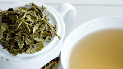 چای سفید ؛ خواص آن برای بدن و مقایسه آن با چای سبز و سیاه