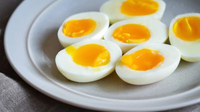 خواص تخم مرغ برای جلوگیری از بیماری های قلبی و سایر بیماری ها و ارزش غذایی این ماده