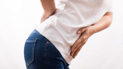 چه چیزی موجب نفخ شکم و کمر درد می شود؟