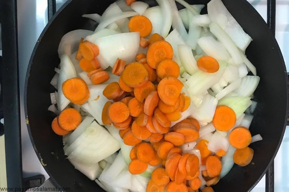 آشنایی با مهمترین مواد مغذی موجود در پیاز و هویج